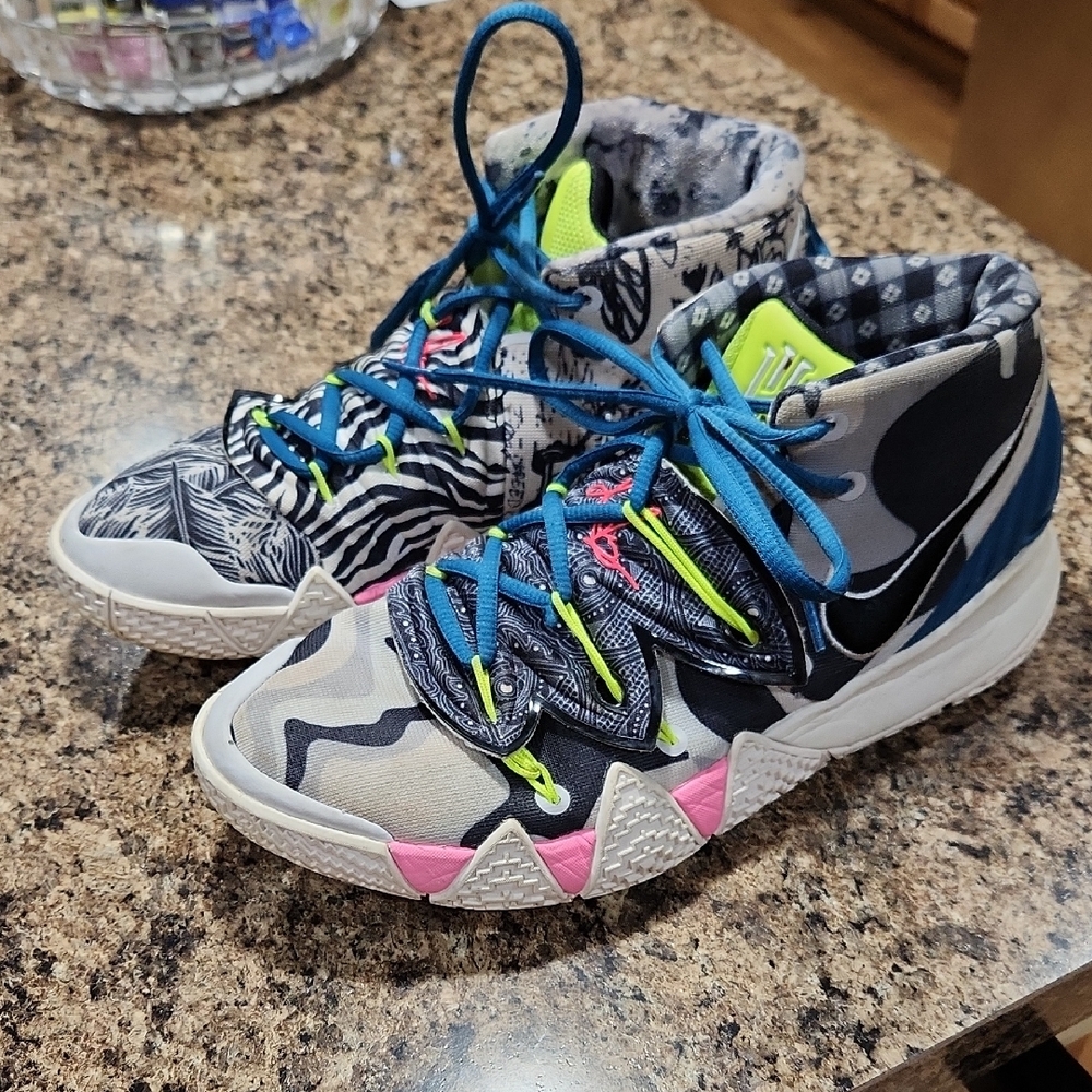 Nike Athletic Shoes Blue and Pink with Supportive Design
